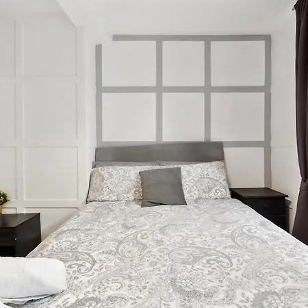Perfectly Located, Cozy Double Room In City Of London Exterior photo