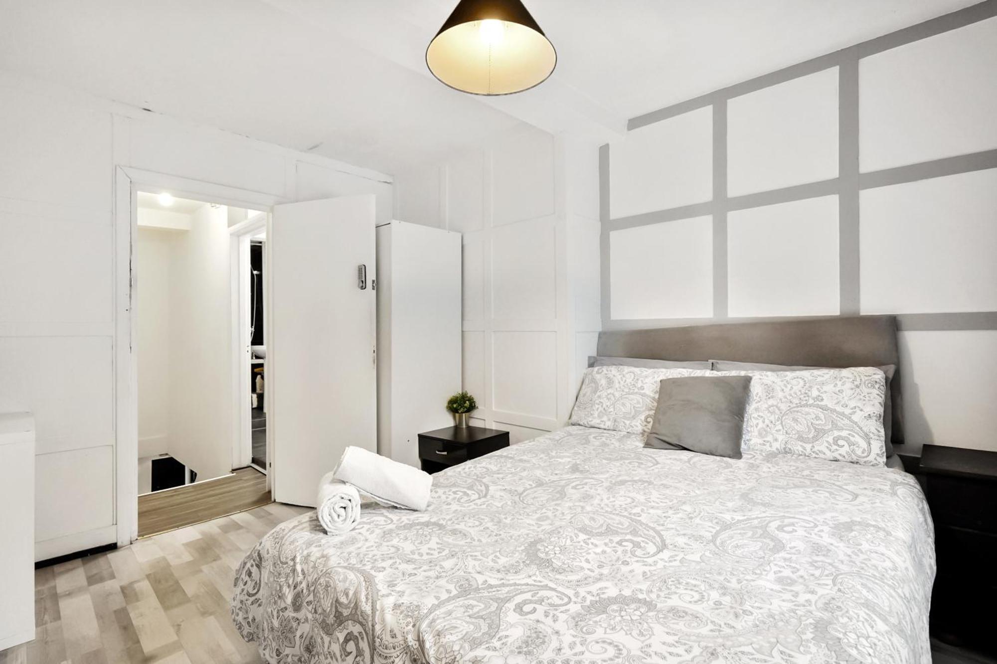 Homestay Perfectly Located, Cozy Double In Of London